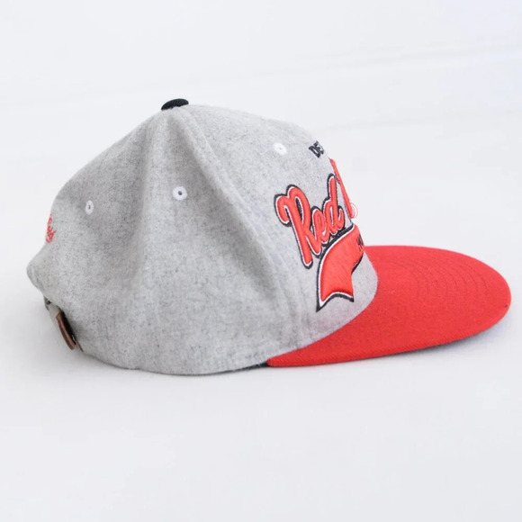 Mitchell & Ness Grey and Red Detroit Red Wings Wool Adjustable Leather Strap Hat - Picture 6 of 12